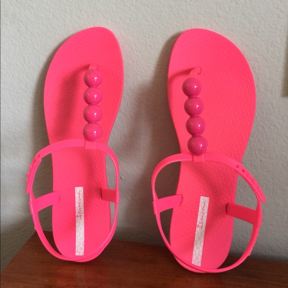 ipanema pink sandals